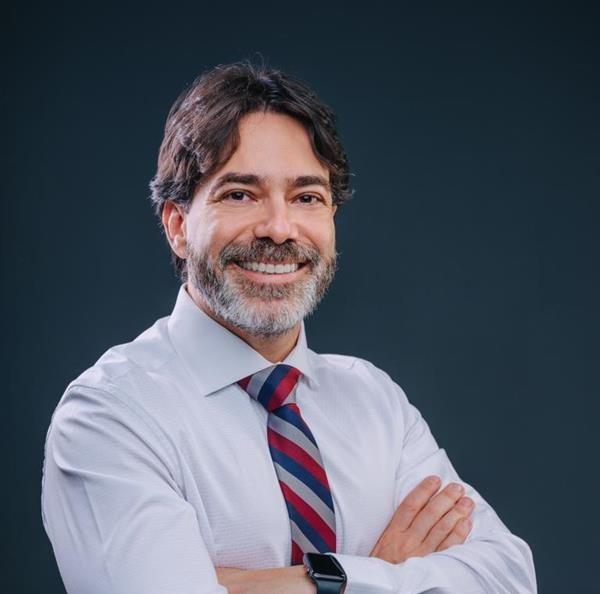 Dr. Rodrigo Rodrigues Dias